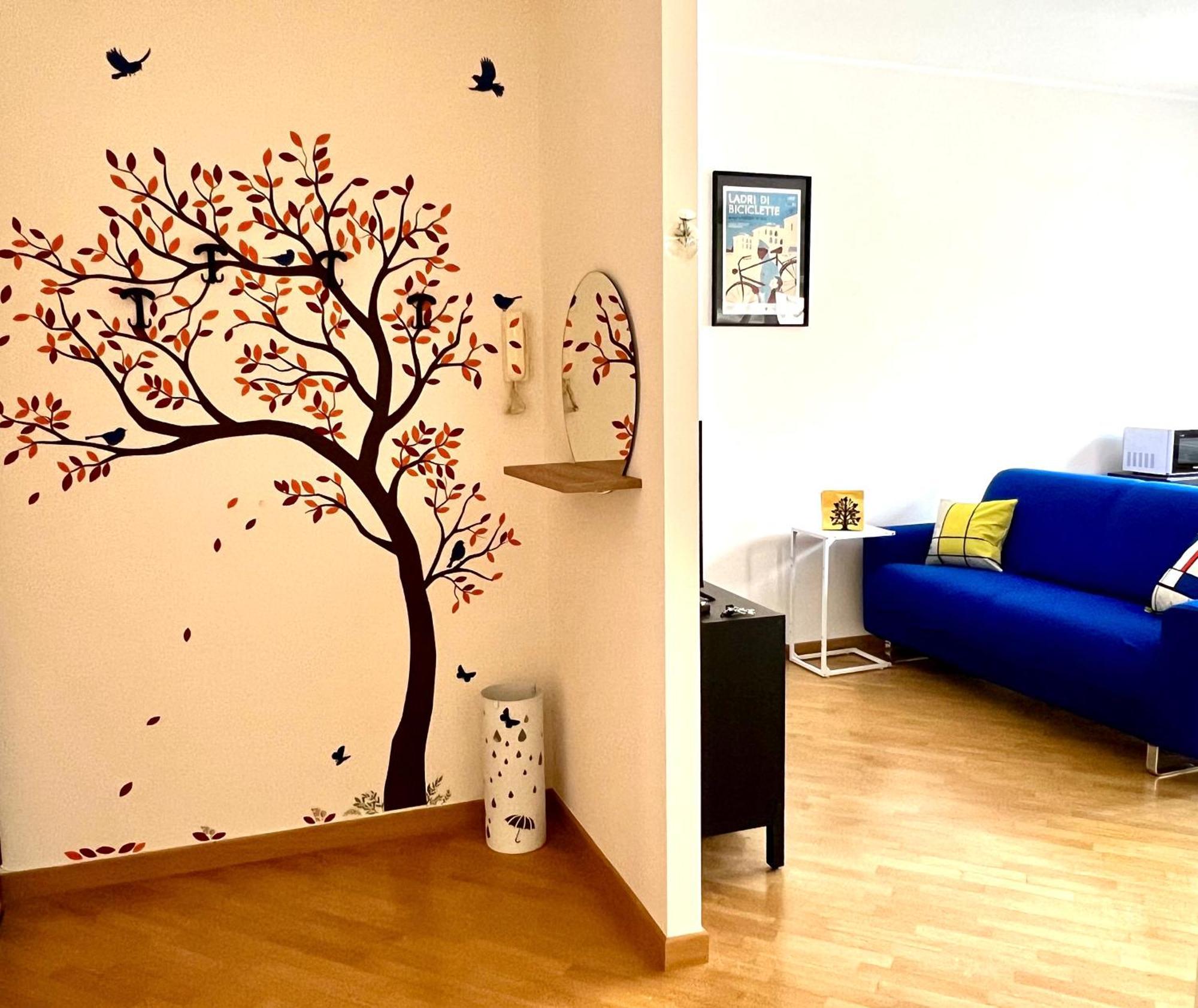 Domus Metro B1 Apartment